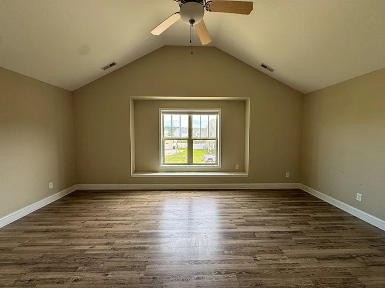 296 Sedgefield Dr — Photo 10