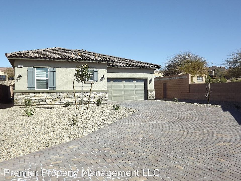 1st image of 696 Giselle Ct