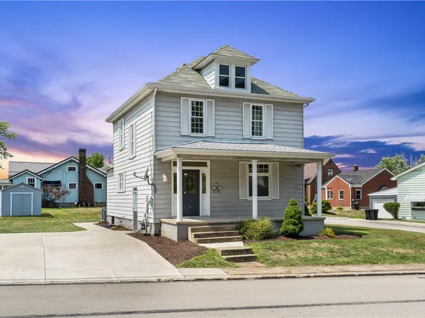 126 State St, Charleroi, PA 15022