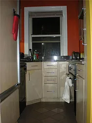 Rented by R New York