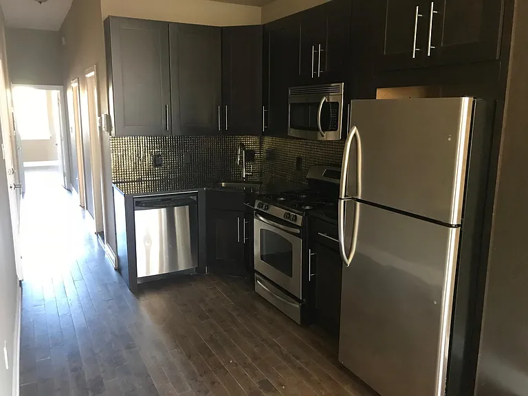 1820 W Girard Ave #2 — Photo 21
