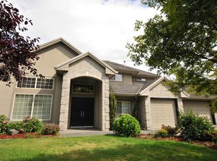 2132 139a St, Surrey, BC V4A9V4