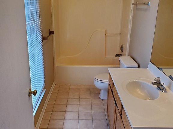 4th image of 103 Mountain View Dr #24