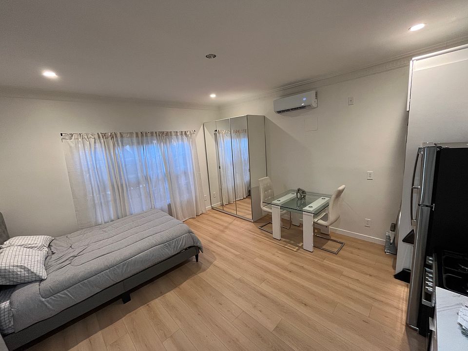 1st image of 6712 W Olympic Blvd #6712