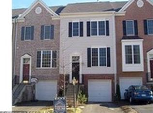 2511 Oak Tree Ln, Woodbridge, VA 22191