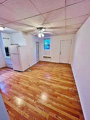4th image of 23-27 27th St #1MM