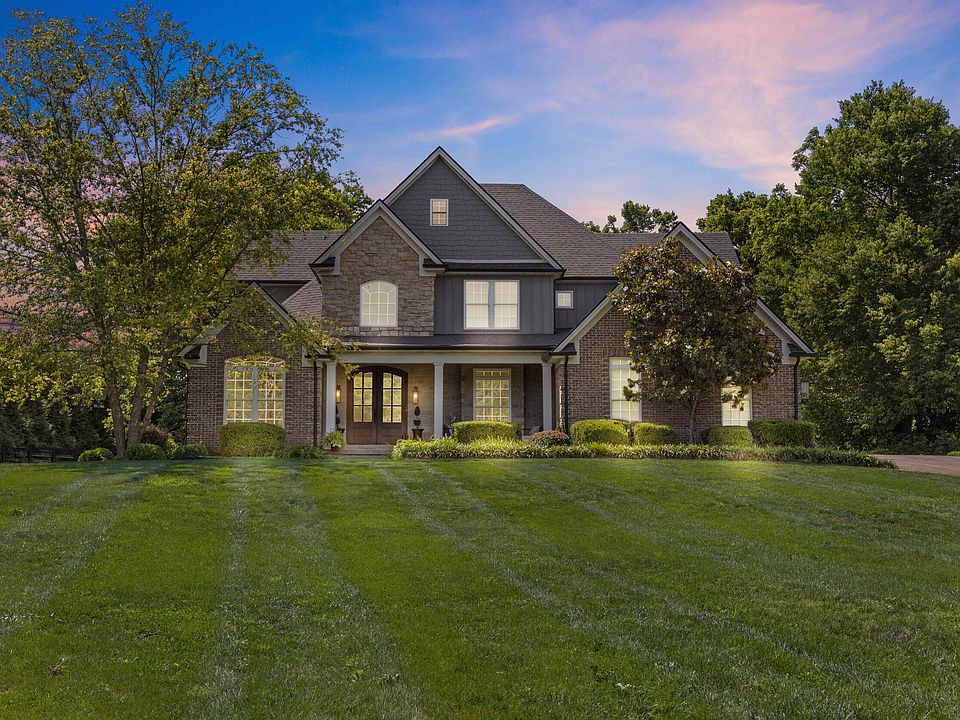 1st image of 104 Deerfield Cir