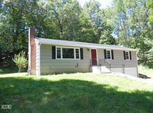 6 Jangling Plain Rd, Newtown, CT 06470