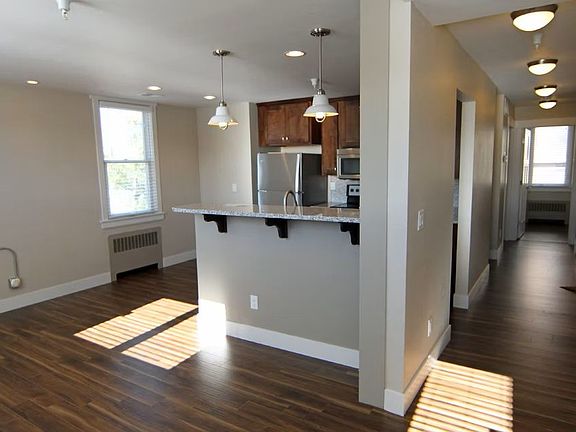 2nd image of 623 S Wolcott St #314