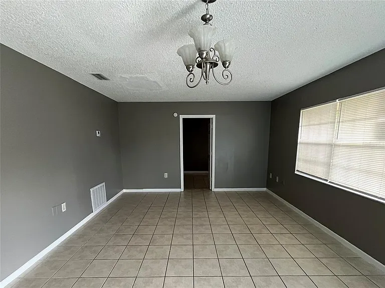 2603 SW 152nd Ln — Photo 3