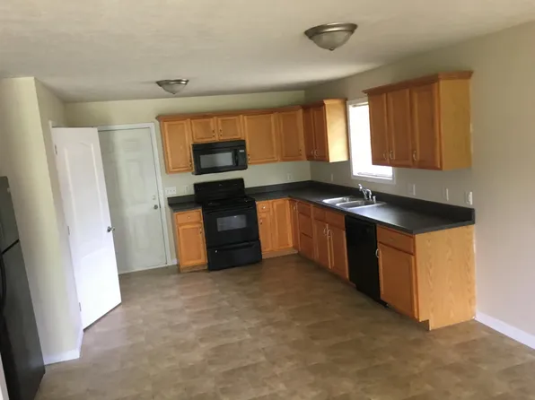 725 Moran St #725, Horse Cave, KY 42749