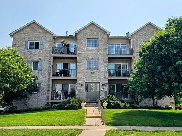 3109 Holiday Ct #9