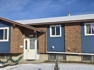 5306 48th Ave, Vegreville, AB T9C 1N1