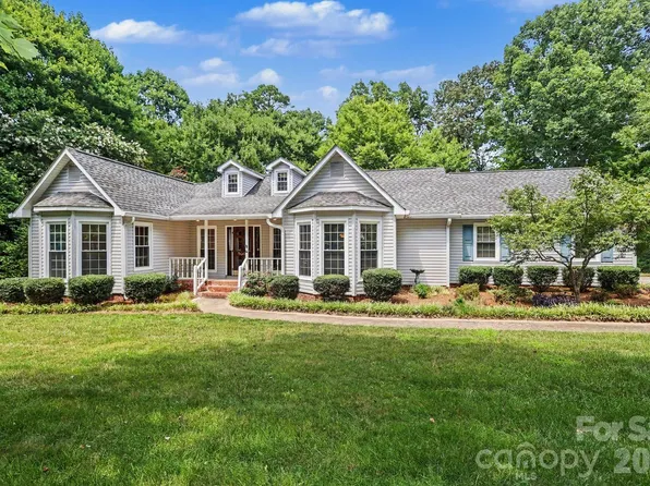 9043 Birch Ct, Indian Trail, NC 28079
