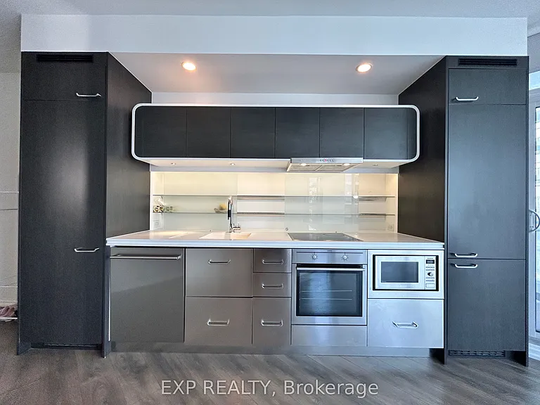 45 Charles St E #3606 — Photo 6