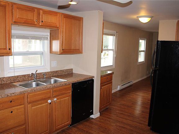 5th image of 2309 Marshall Ave