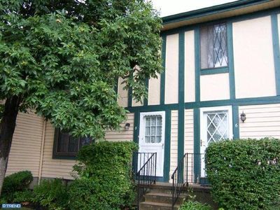 8 Shetland Dr, Clementon, NJ, 08021