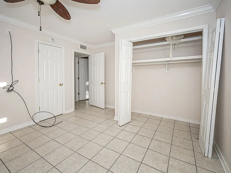 807 Market St — Photo 18