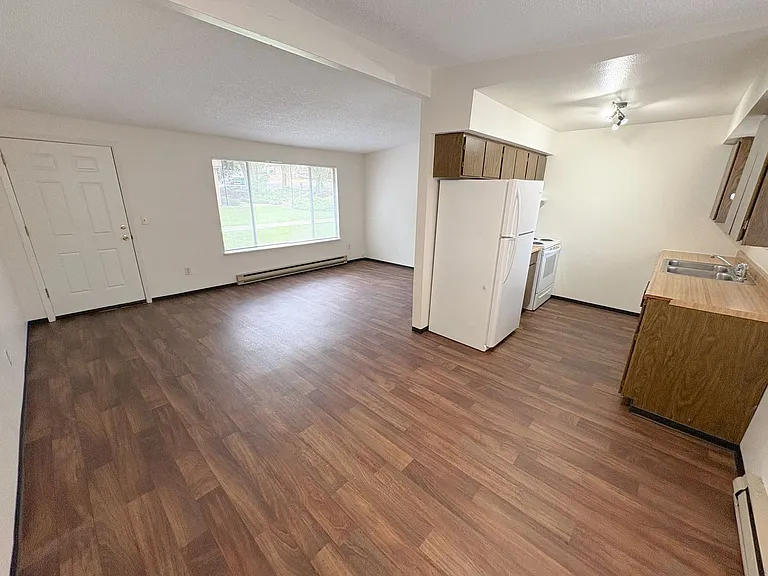 1800 Sargent Ave. — Photo 3