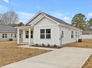 206 3rd St, Erwin, NC 28339