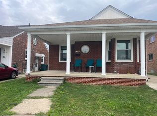6408 Jonathon St, Dearborn, MI 48126