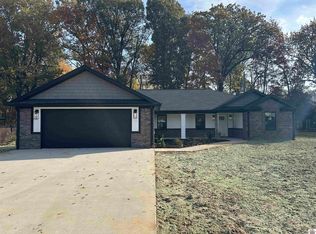1125 Magnolia Dr, Fulton, KY 42041