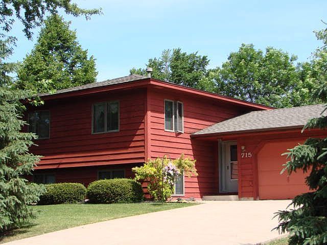 1st image of 715 Meadow View Dr