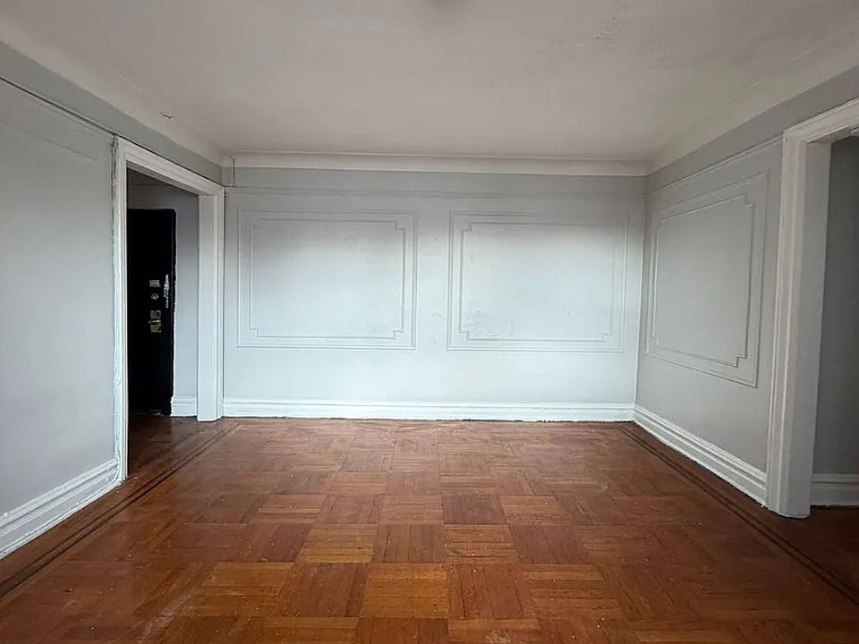 2nd image of 160 Ellis Ave Unit 3O7