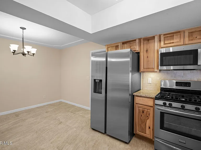 10337 Galahad Way — Photo 34