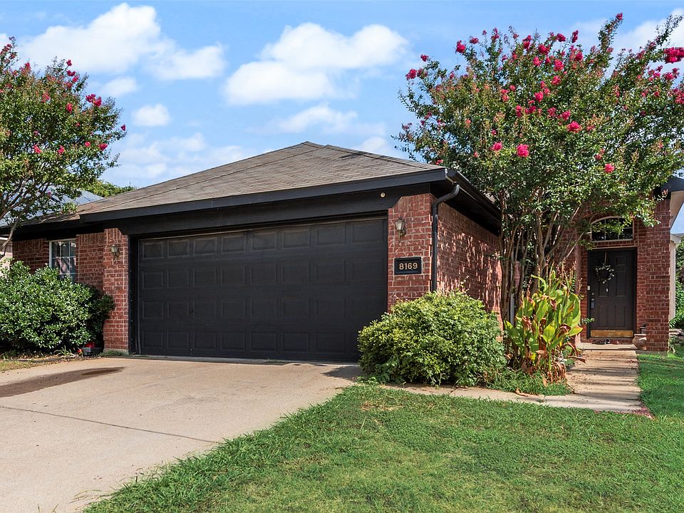 1st image of 8169 Royal Terrace Ln