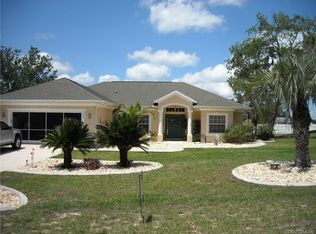 5724 W Paprika Loop, Homosassa, FL 34448