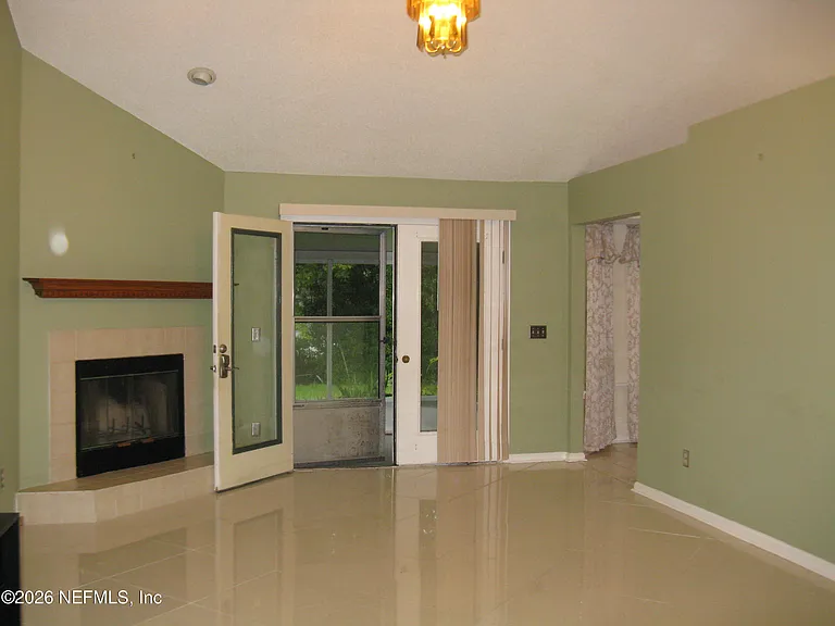 8464 Three Creeks Blvd — Photo 9