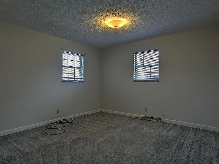 4660 Kingsport Hwy — Photo 6