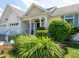 9 Old Stage Rd, Litchfield, NH 03052