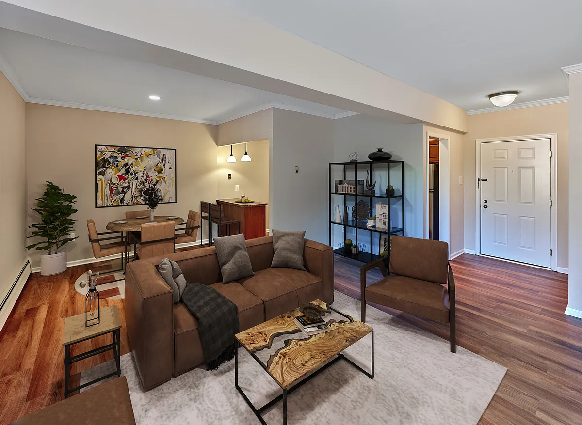 Living Room - 25 Chestnut St