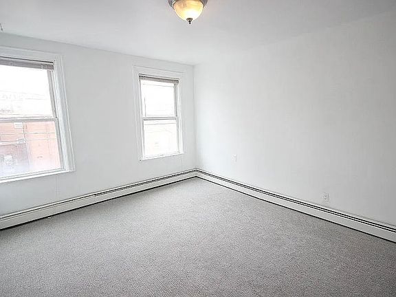 5th image of 218 Park Ave APT 2