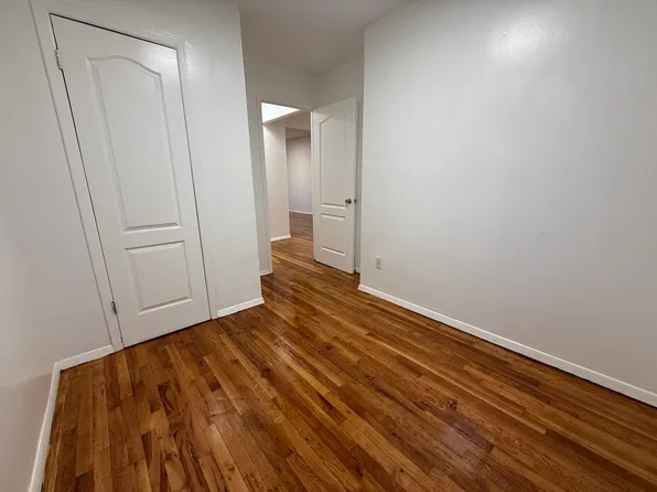 592 East 81st Street image 11 of 24