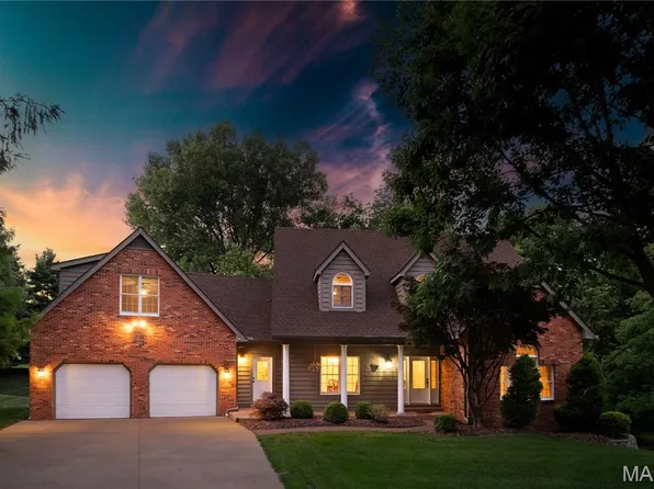 5 Ginger Woods Ct, Glen Carbon, IL 62034