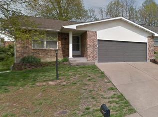 2709 Missouri Meadows Ct, Arnold, MO 63010