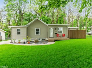 1517 Summit Ave, Ames, IA 50010