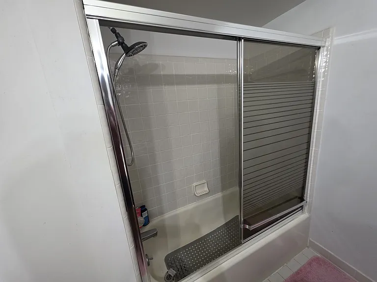 1152 Congress Dr — Photo 18