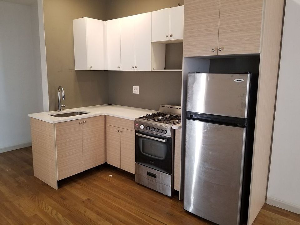 2nd image of 155 W 162nd St APT 2H