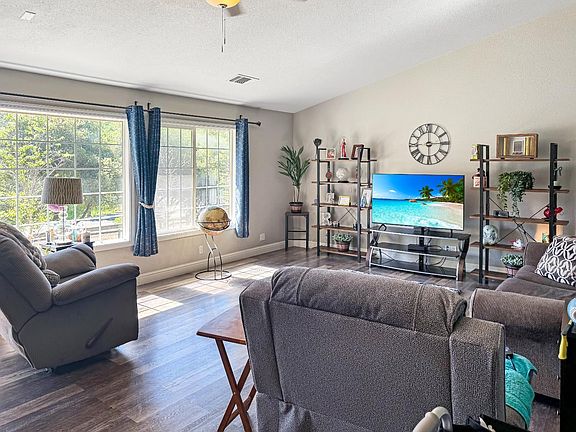 2nd image of 2101 Gravel Gulch Ct