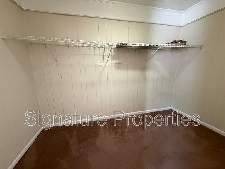 515 E Read St — Photo 10