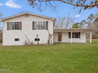 21500 D Herde Rd, Gulfport, MS 39503