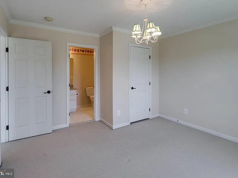 12760 Manor Hall Ct — Photo 38