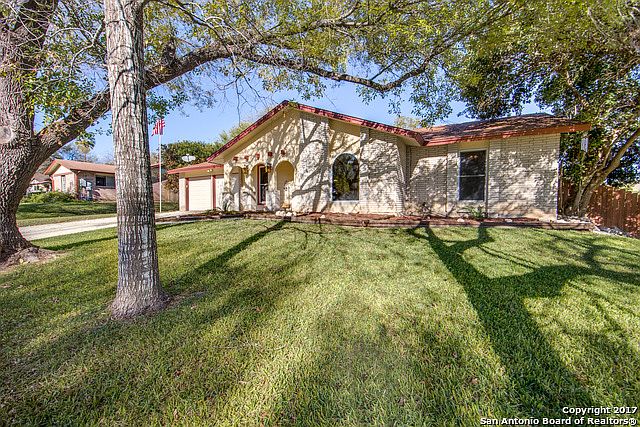 1st image of 13618 Oak Breeze