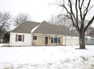 805 S Windsor Rd, Olathe, KS 66061