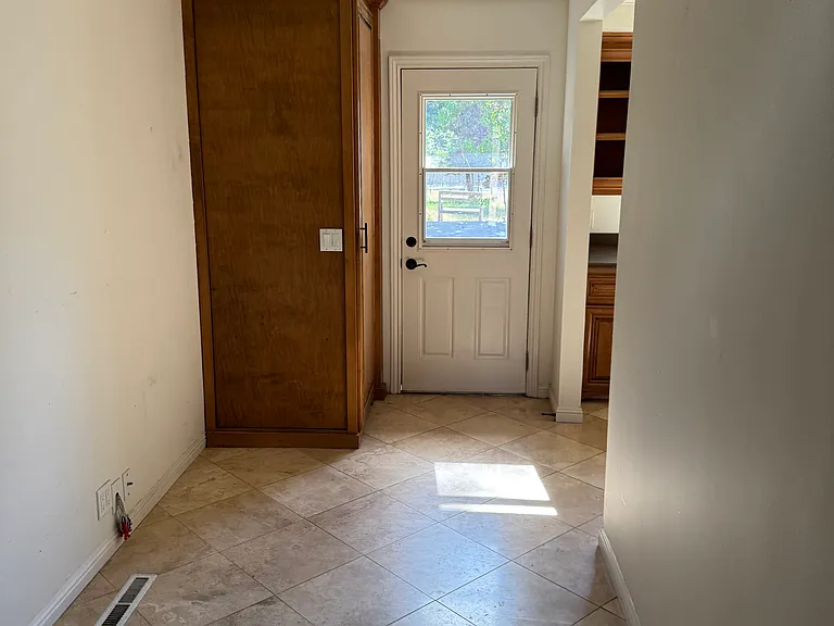 4353 Daywalt Rd #1 — Photo 9