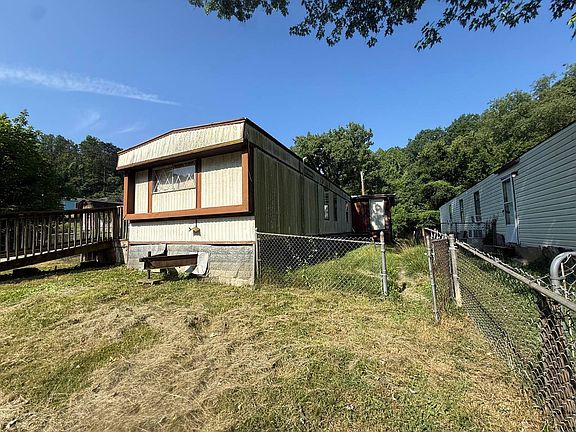 2nd image of 33 Colington Dr